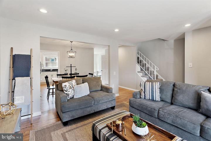 LAKEPOINTE - Residential Lease