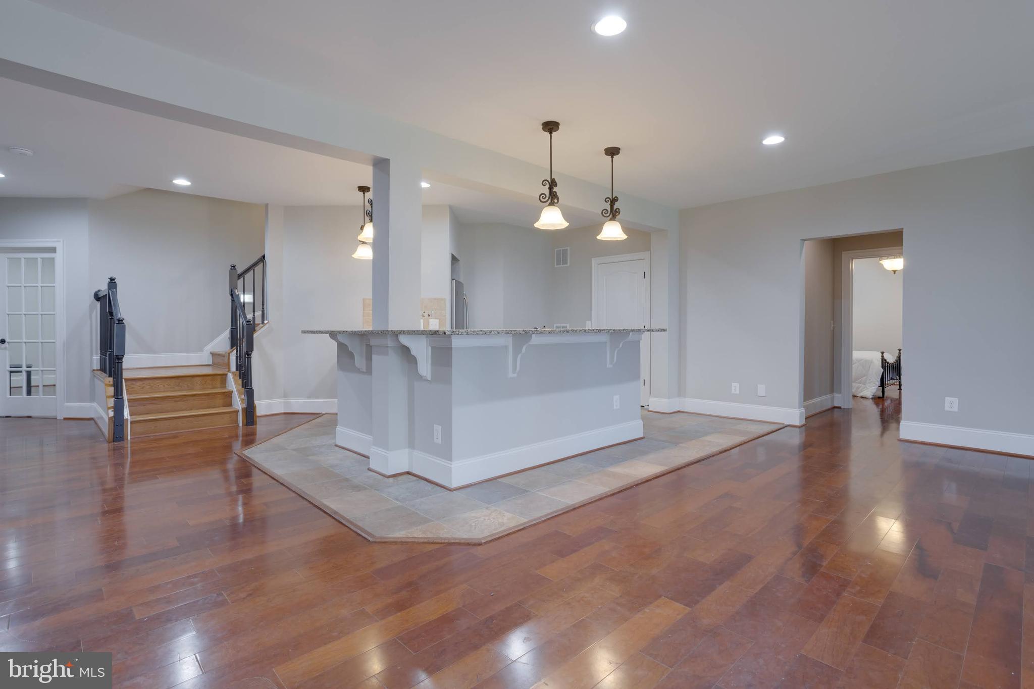 LAKEWOOD HILLS - Residential