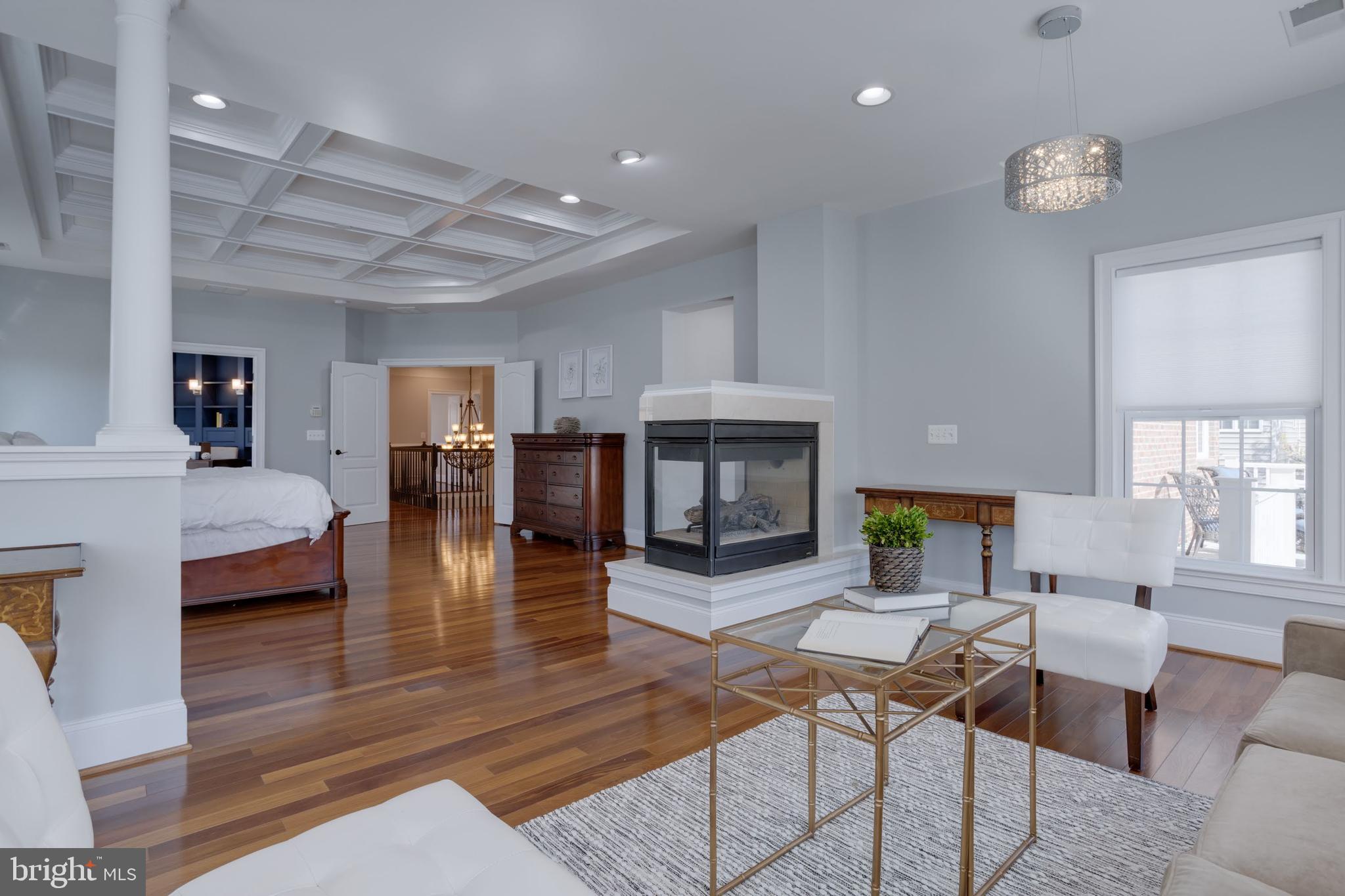 LAKEWOOD HILLS - Residential