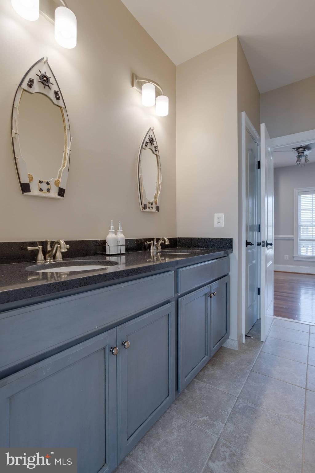 LAKEWOOD HILLS - Residential