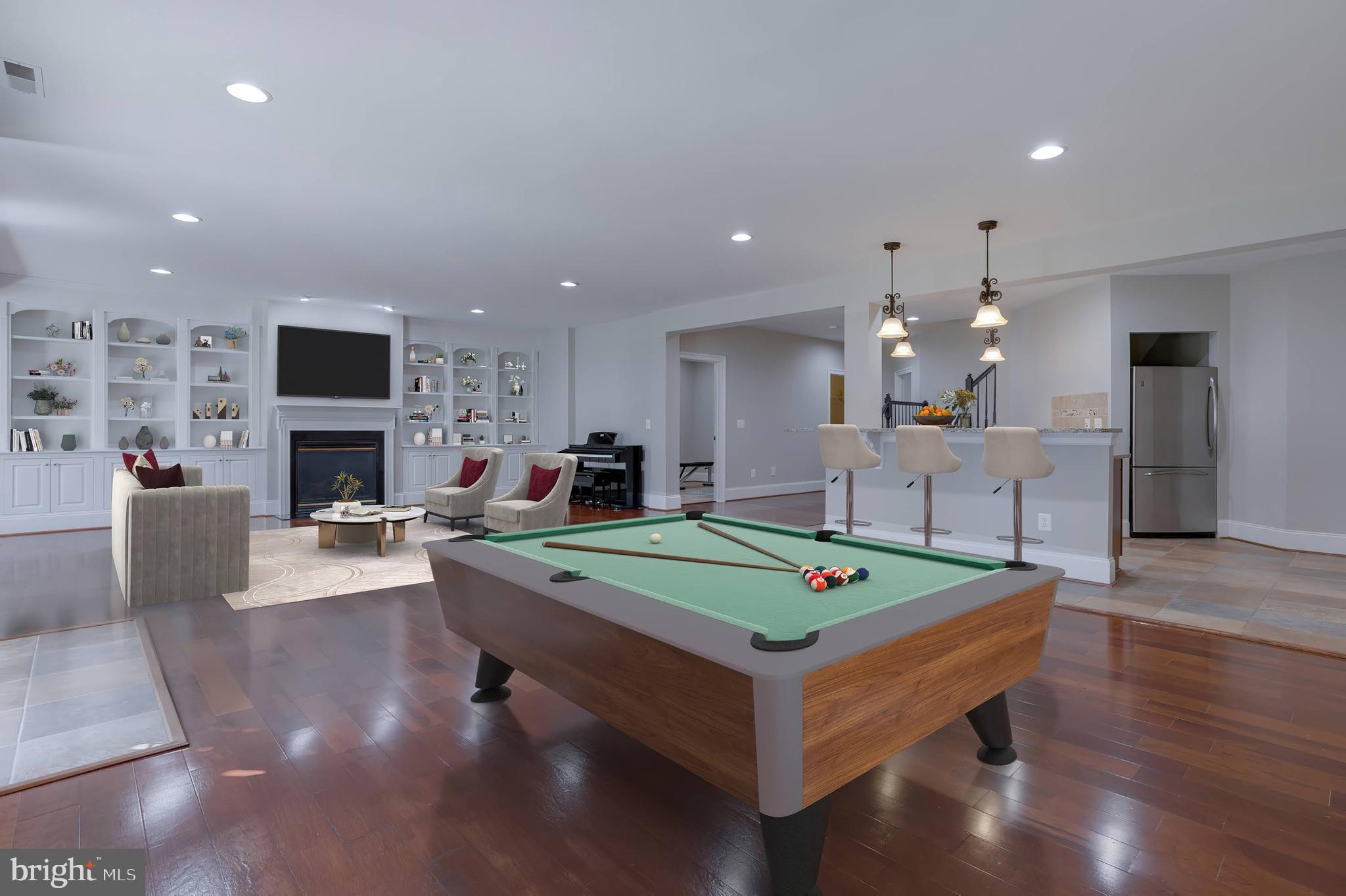 LAKEWOOD HILLS - Residential