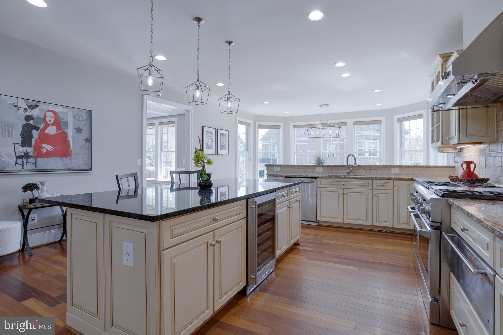 LAKEWOOD HILLS - Residential