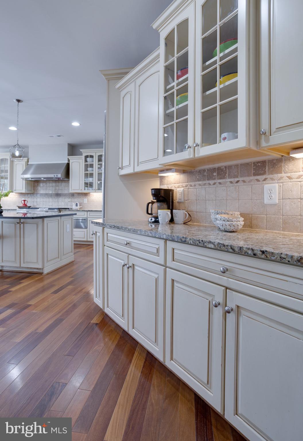 LAKEWOOD HILLS - Residential