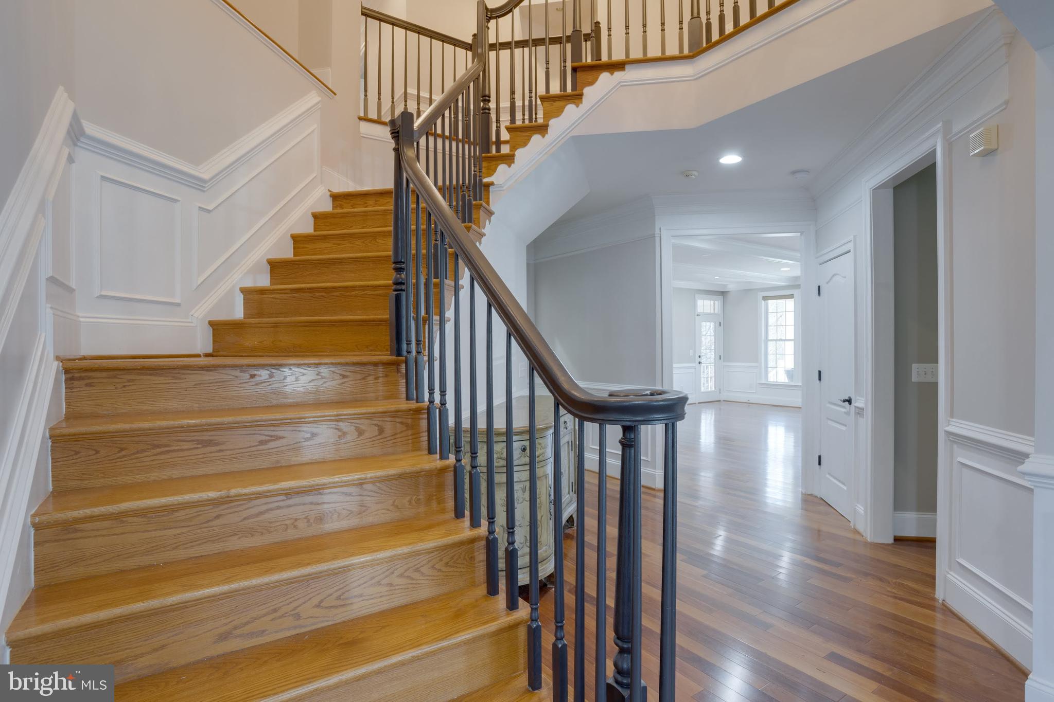 LAKEWOOD HILLS - Residential