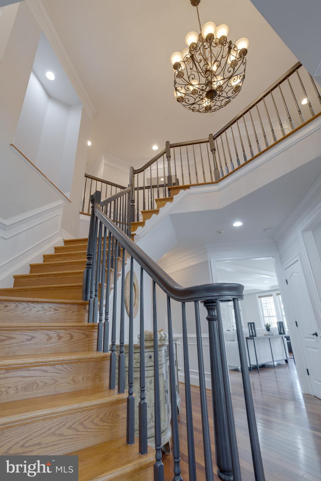 LAKEWOOD HILLS - Residential