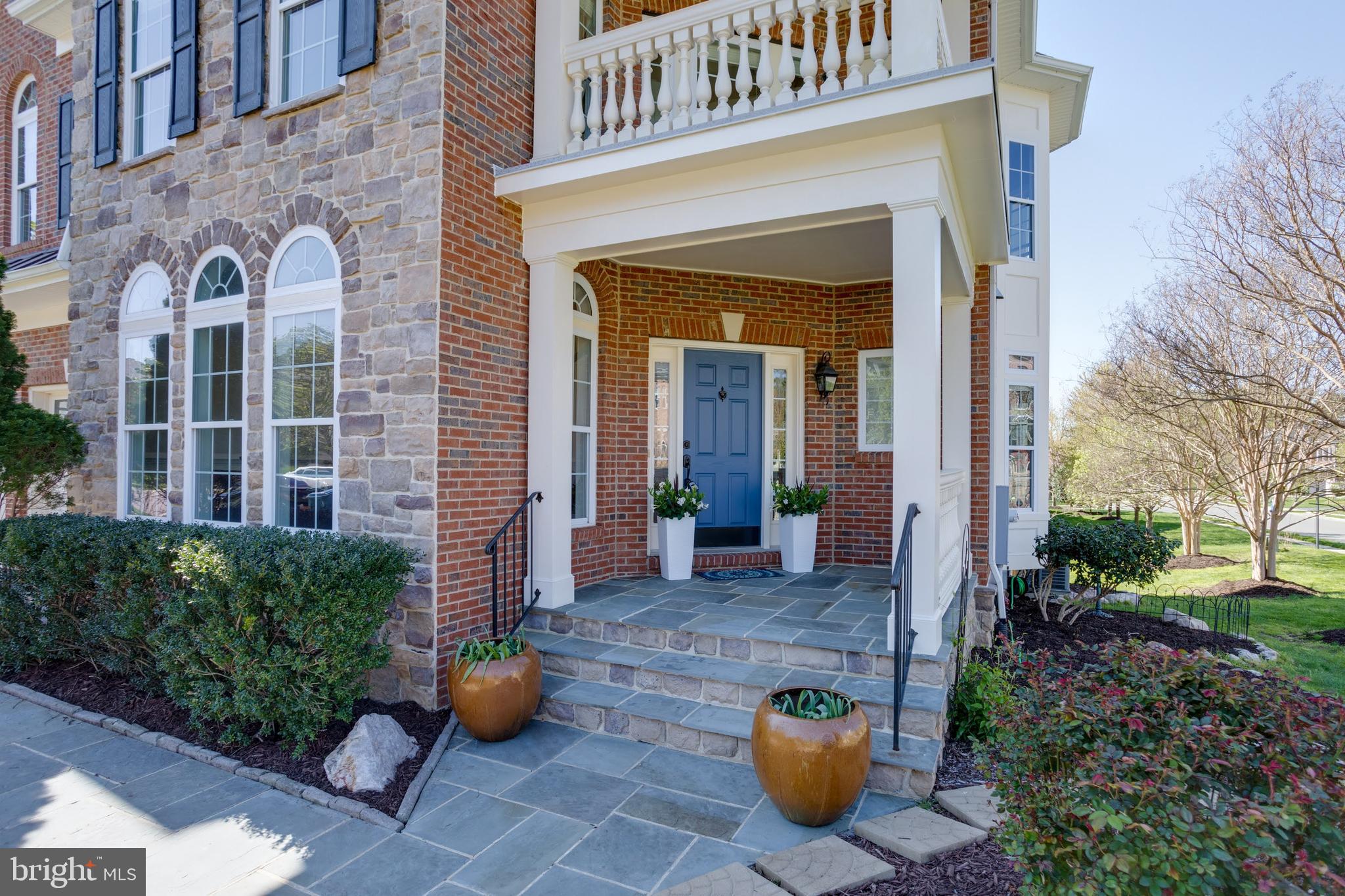 LAKEWOOD HILLS - Residential