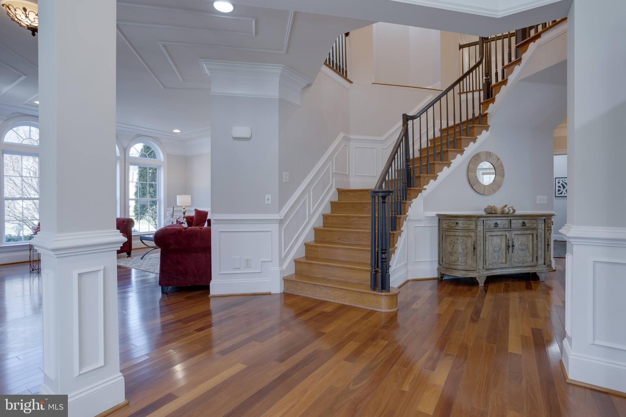 LAKEWOOD HILLS - Residential