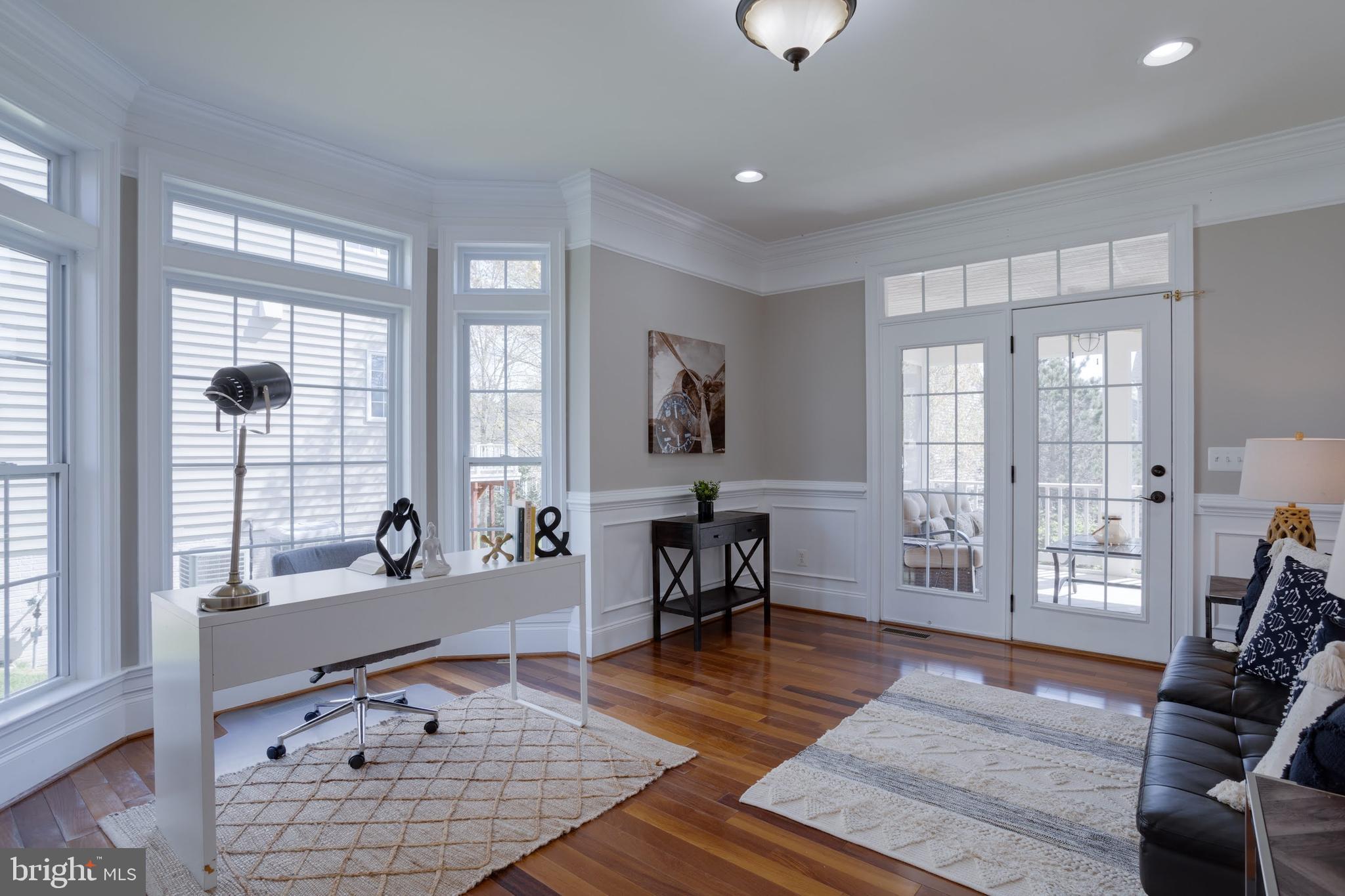 LAKEWOOD HILLS - Residential