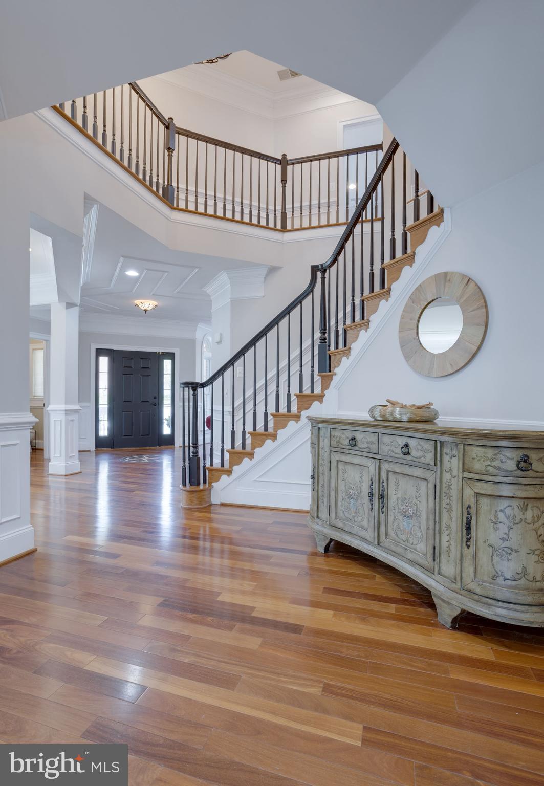 LAKEWOOD HILLS - Residential