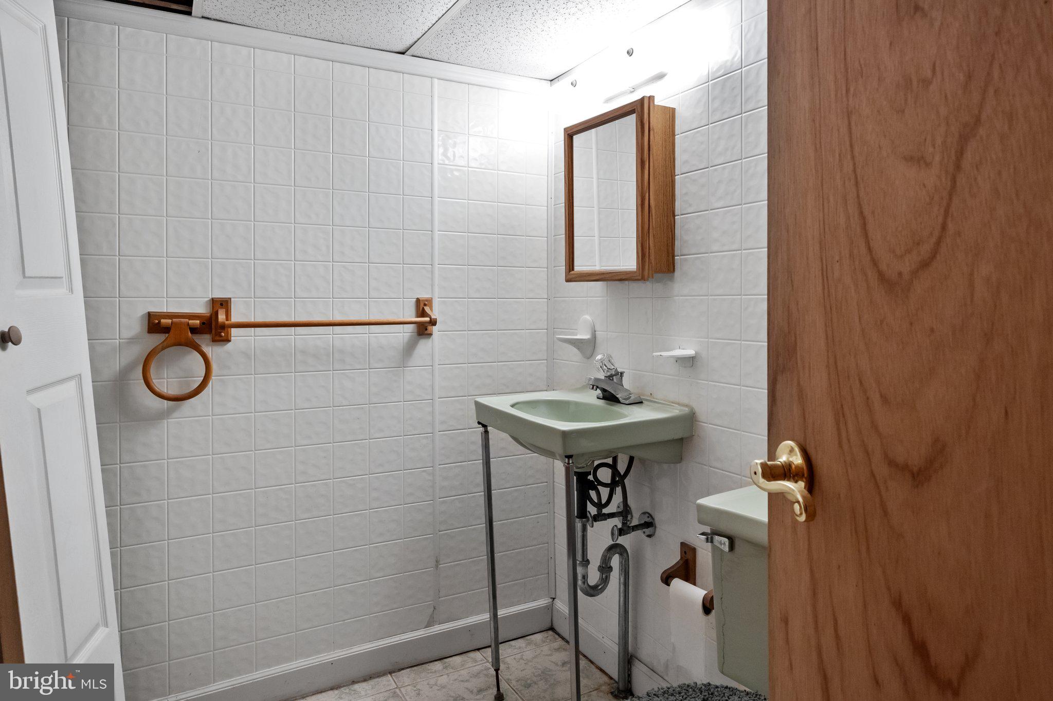 HUNTINGDON HILLS - Residential