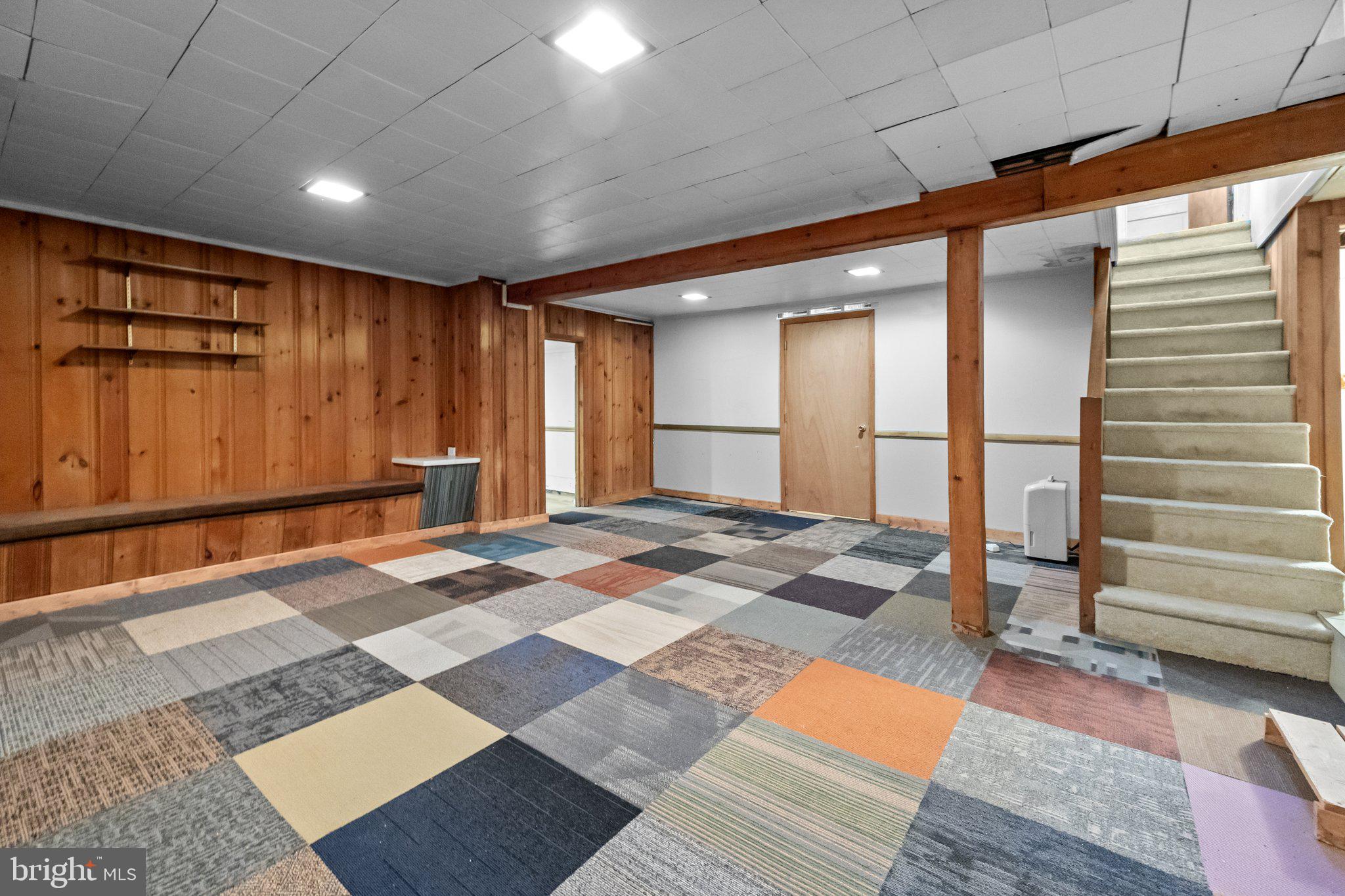 HUNTINGDON HILLS - Residential