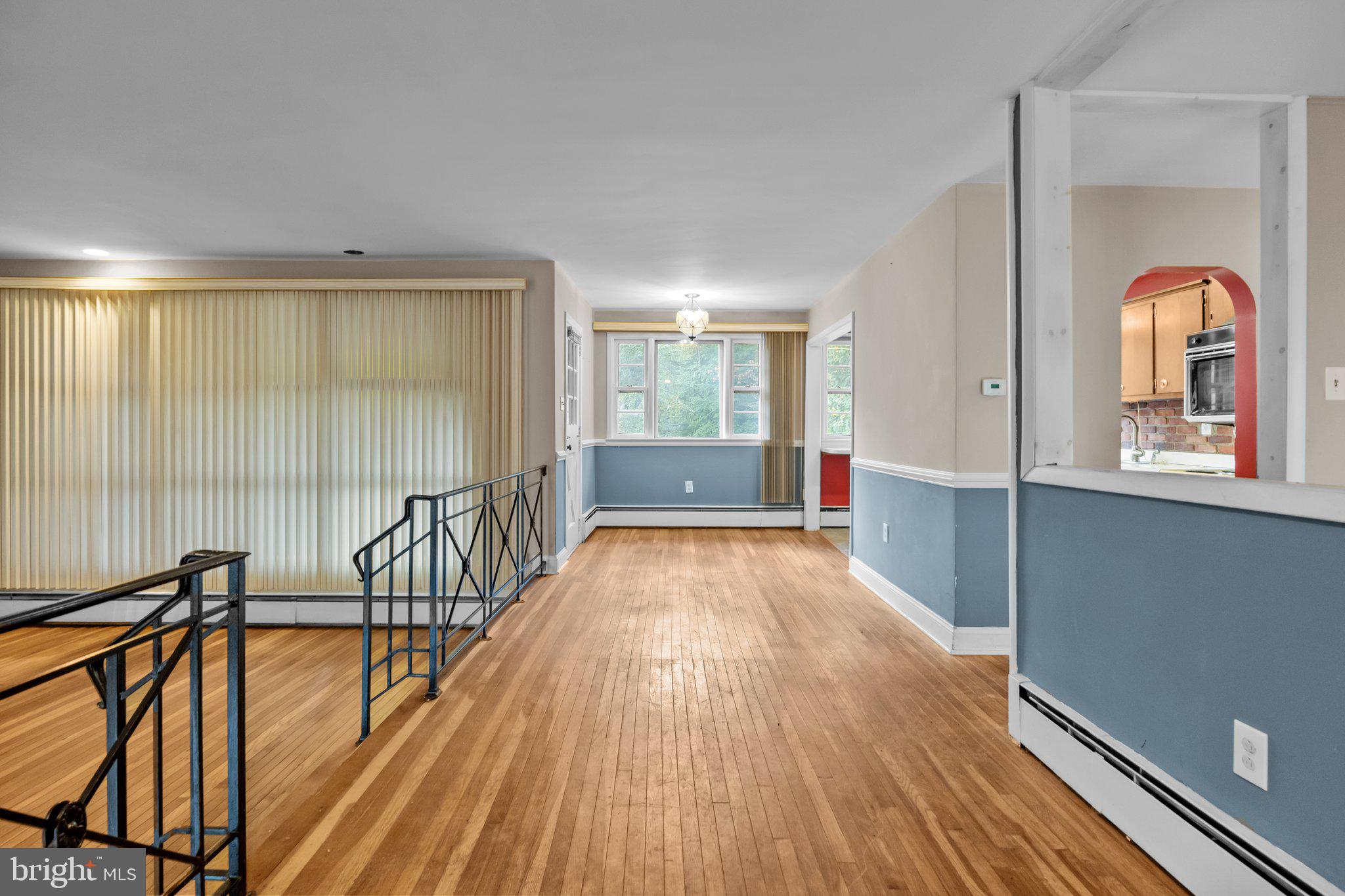 HUNTINGDON HILLS - Residential