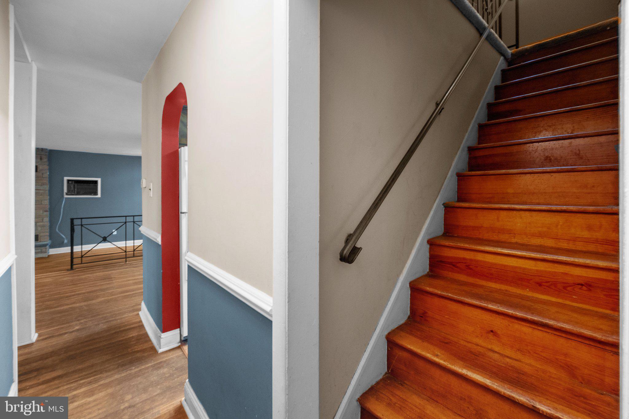 HUNTINGDON HILLS - Residential