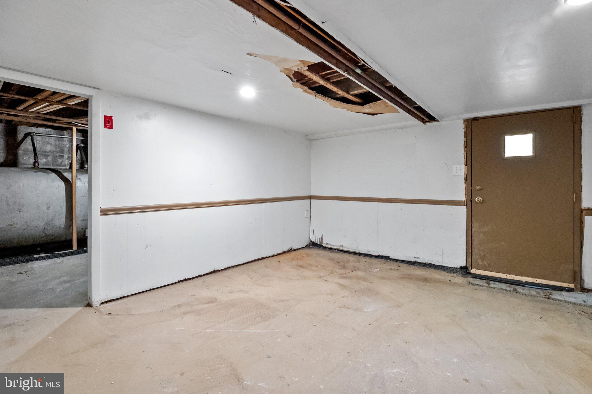 HUNTINGDON HILLS - Residential