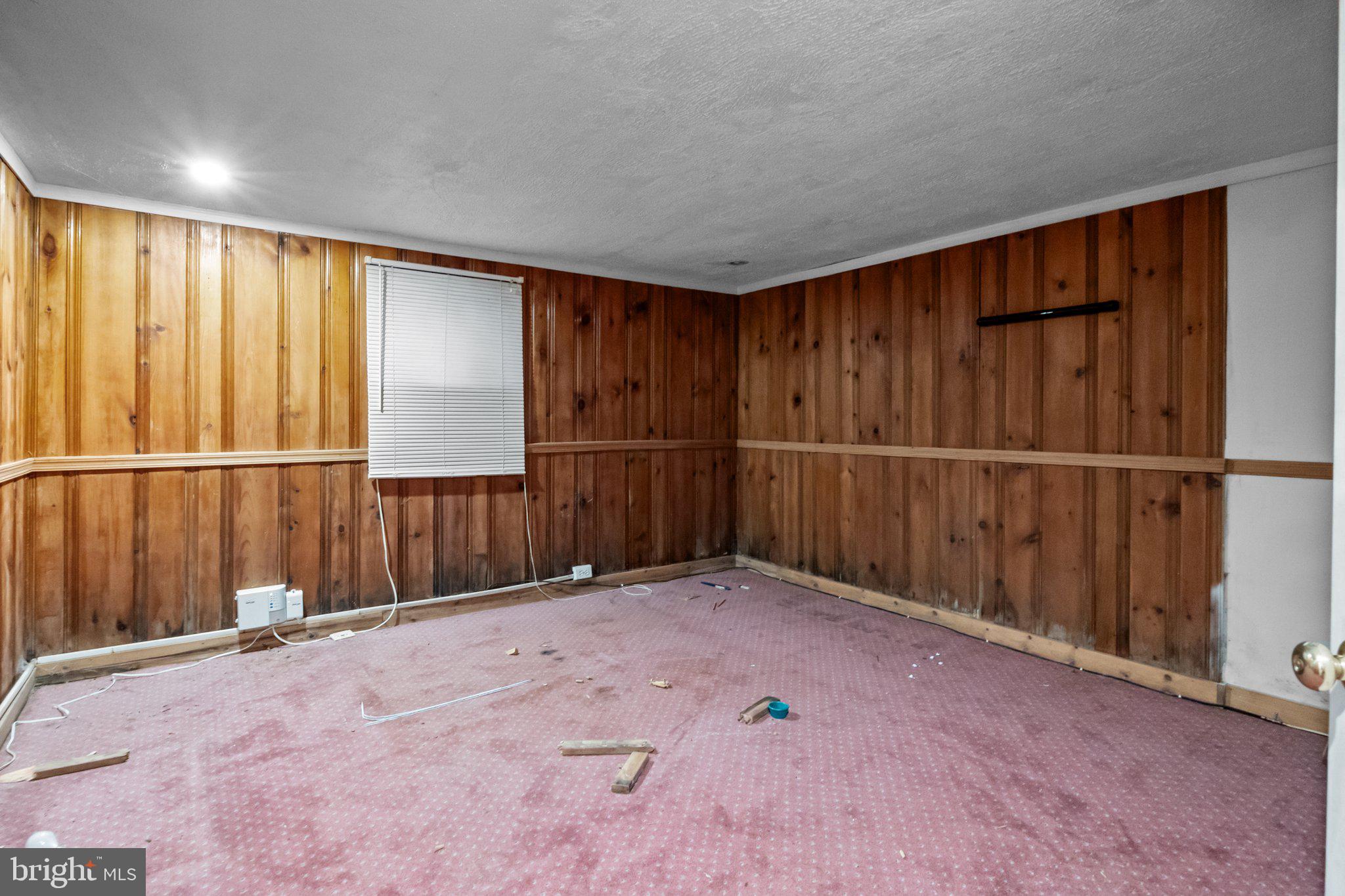 HUNTINGDON HILLS - Residential