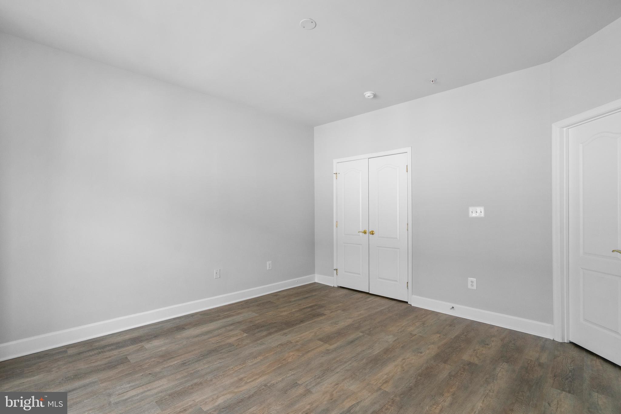 HIDDEN CREEK - Residential Lease