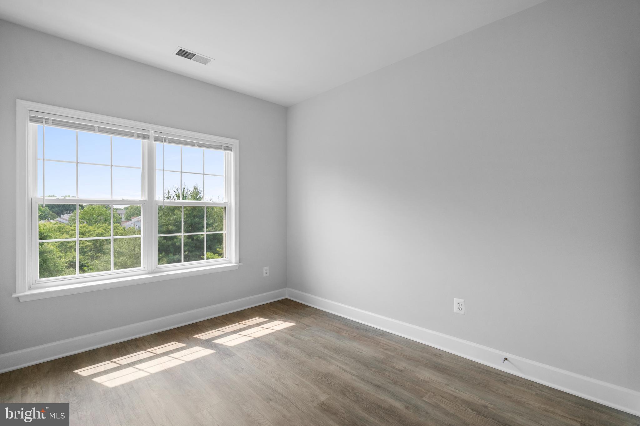 HIDDEN CREEK - Residential Lease