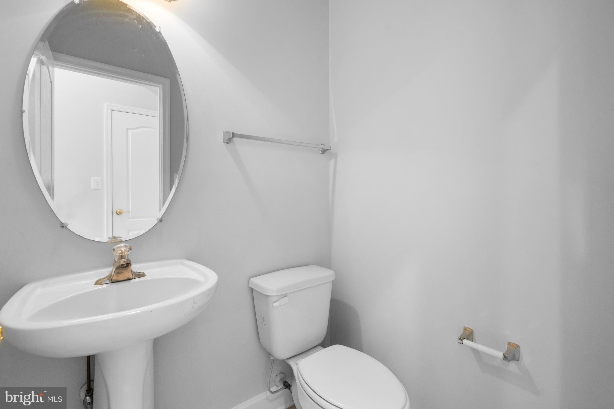 HIDDEN CREEK - Residential Lease