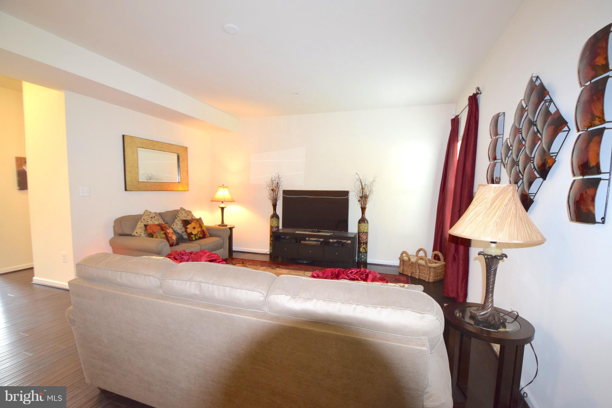 FIELDCREST - Residential