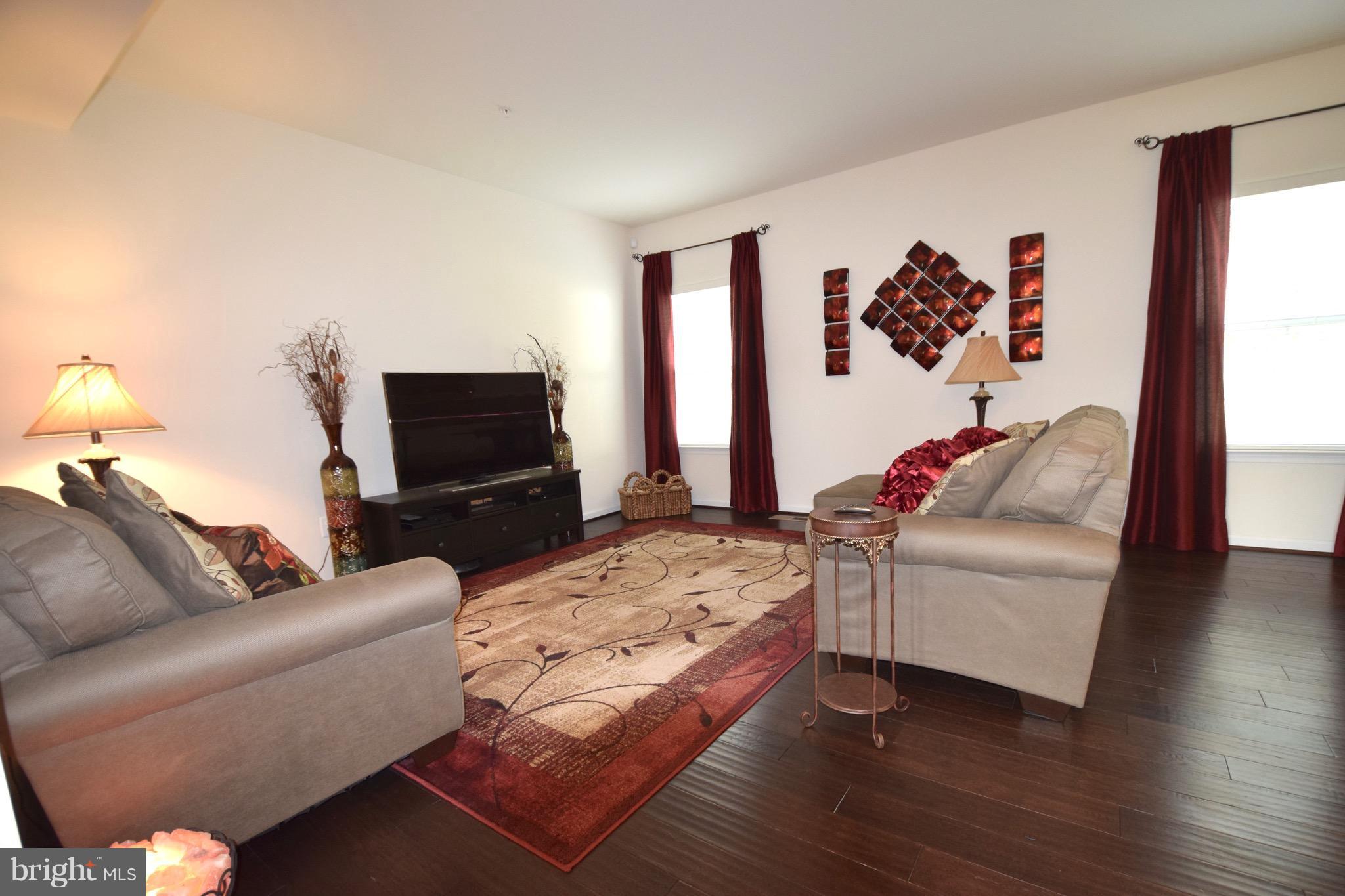 FIELDCREST - Residential