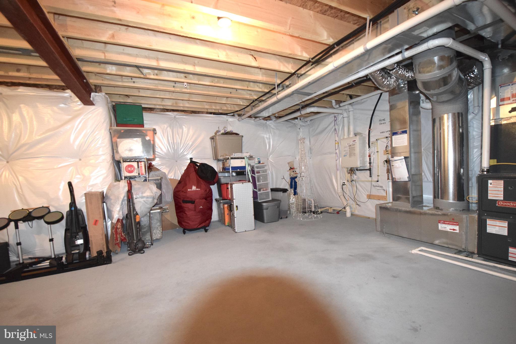 FIELDCREST - Residential