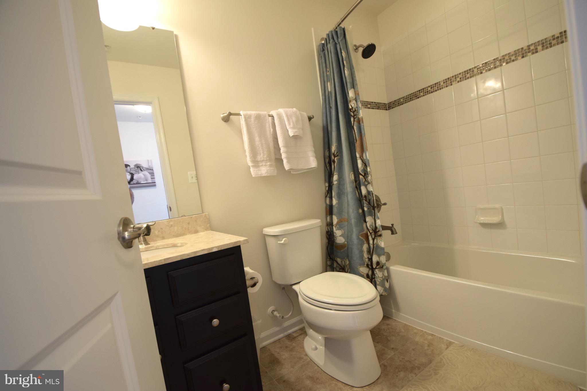 FIELDCREST - Residential