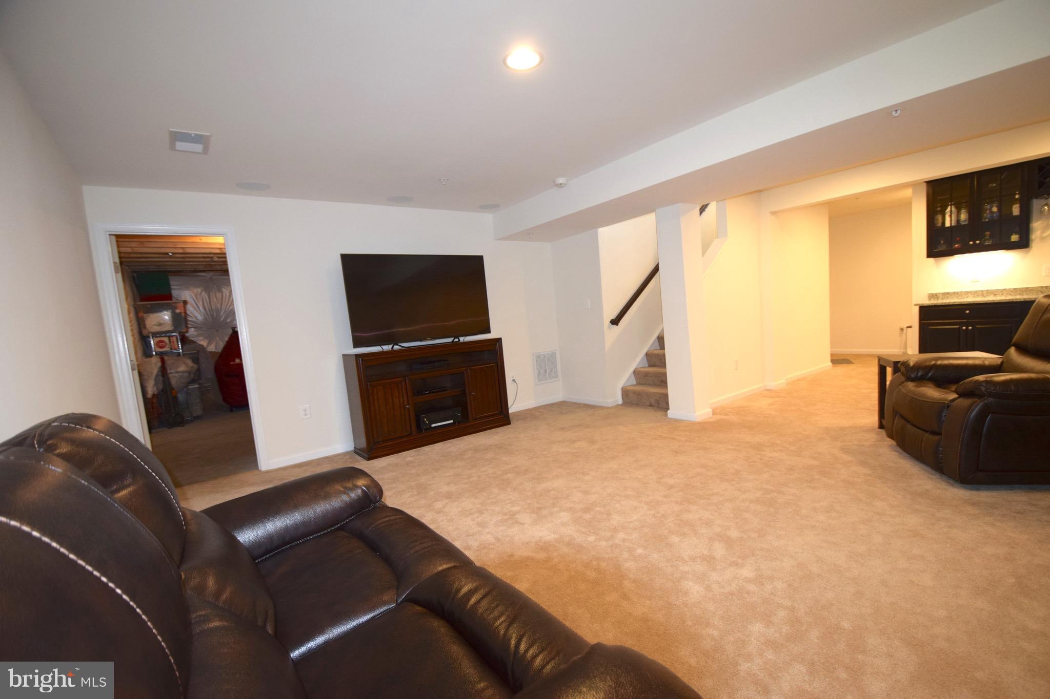 FIELDCREST - Residential