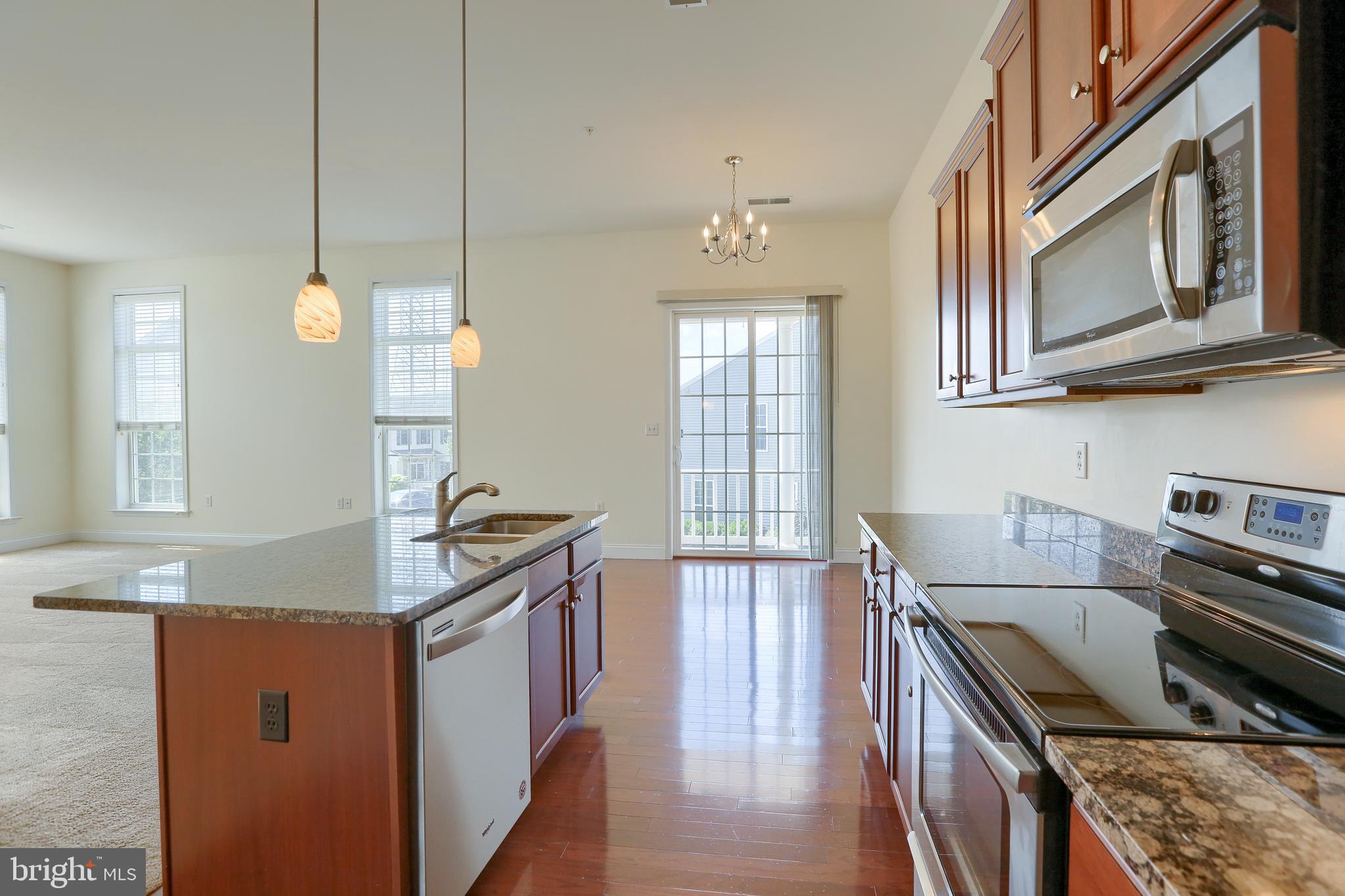 DEER RUN COMMONS - Residential Lease