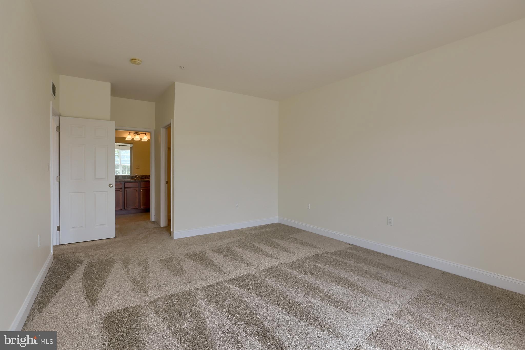 DEER RUN COMMONS - Residential Lease