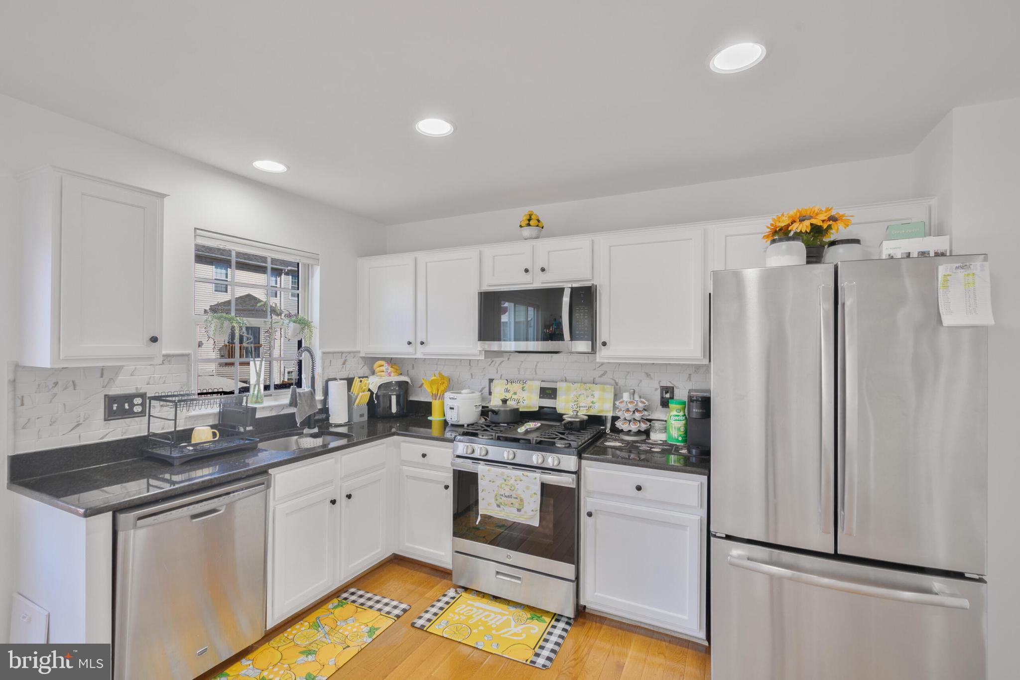 TRAILSIDE - Residential Lease