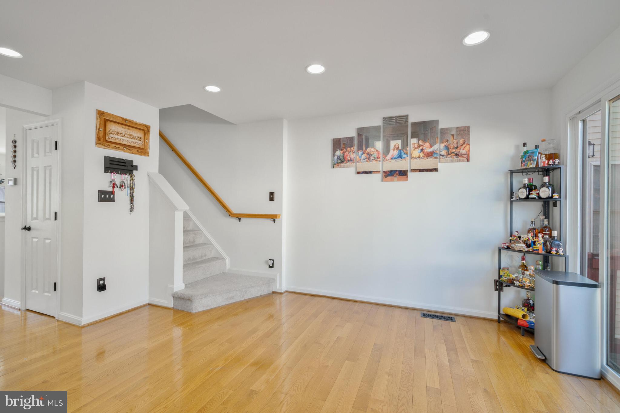 TRAILSIDE - Residential Lease