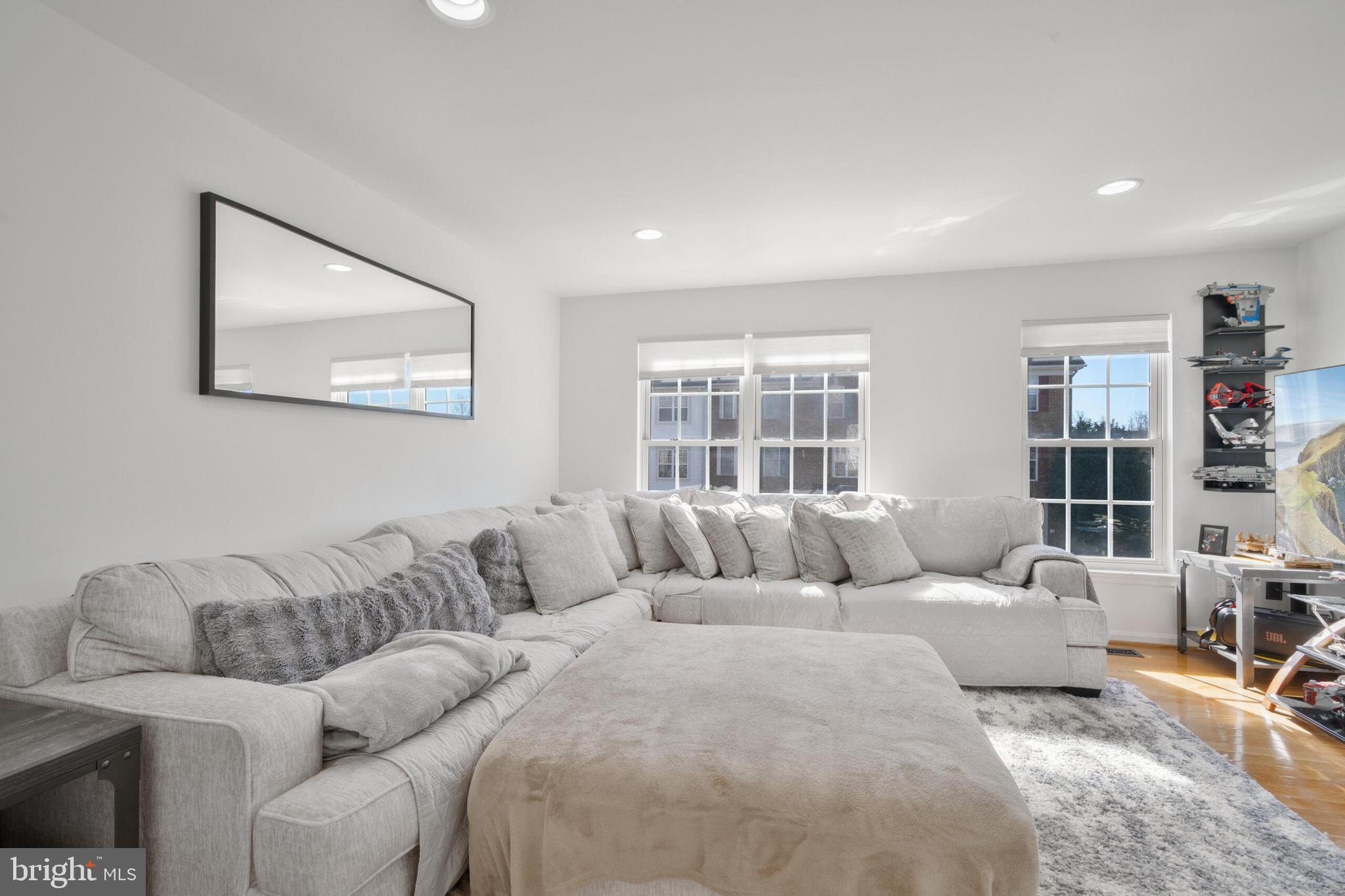 TRAILSIDE - Residential Lease