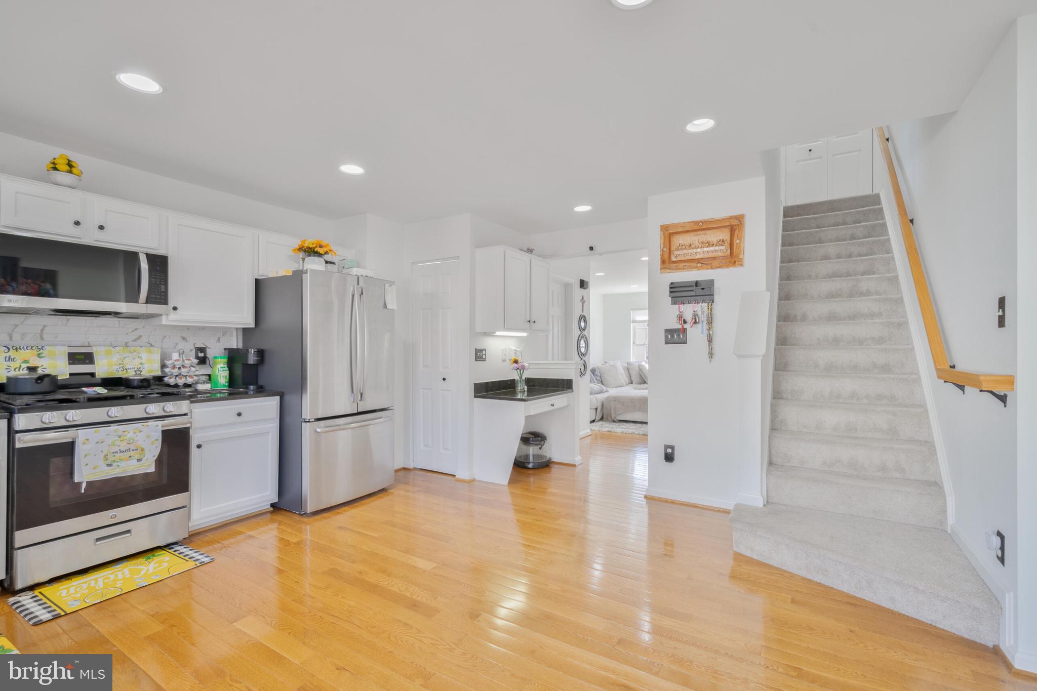 TRAILSIDE - Residential Lease