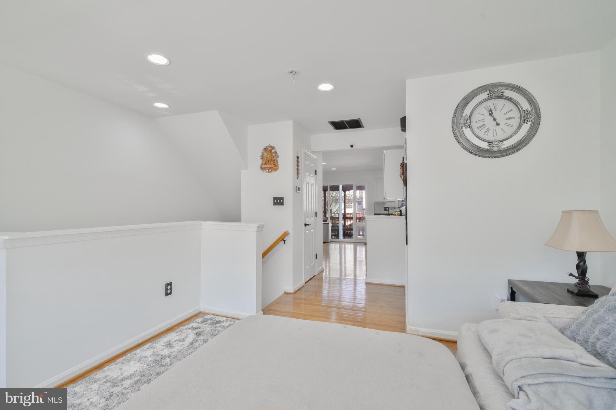 TRAILSIDE - Residential Lease