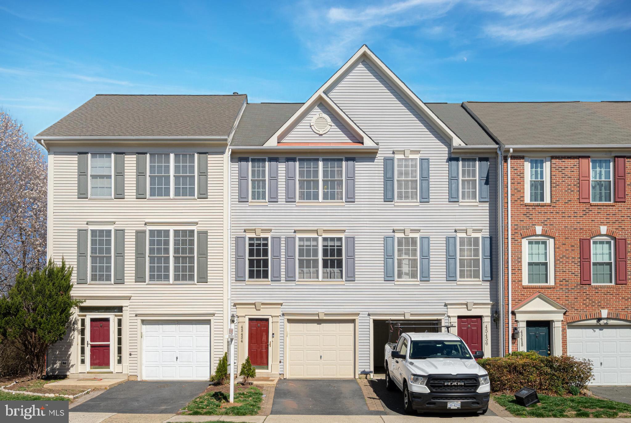 TRAILSIDE - Residential Lease