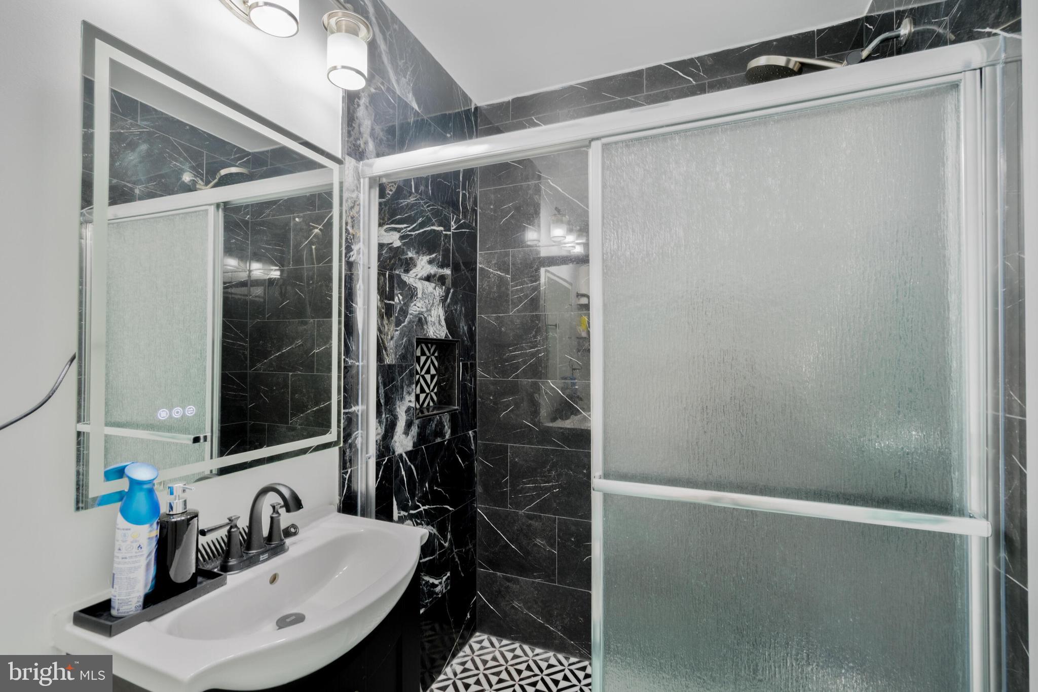 TRAILSIDE - Residential Lease