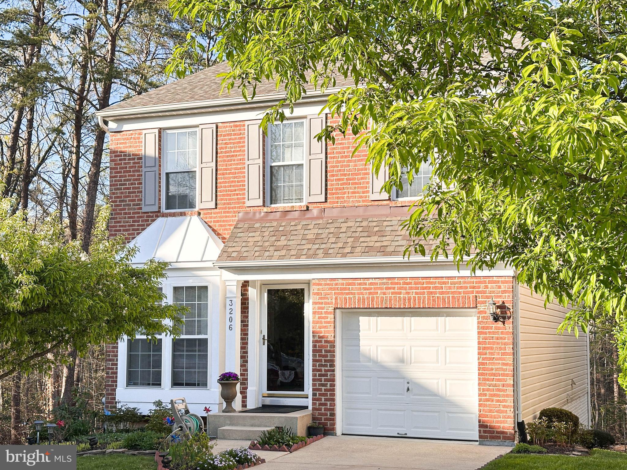 RUSSETT - Residential