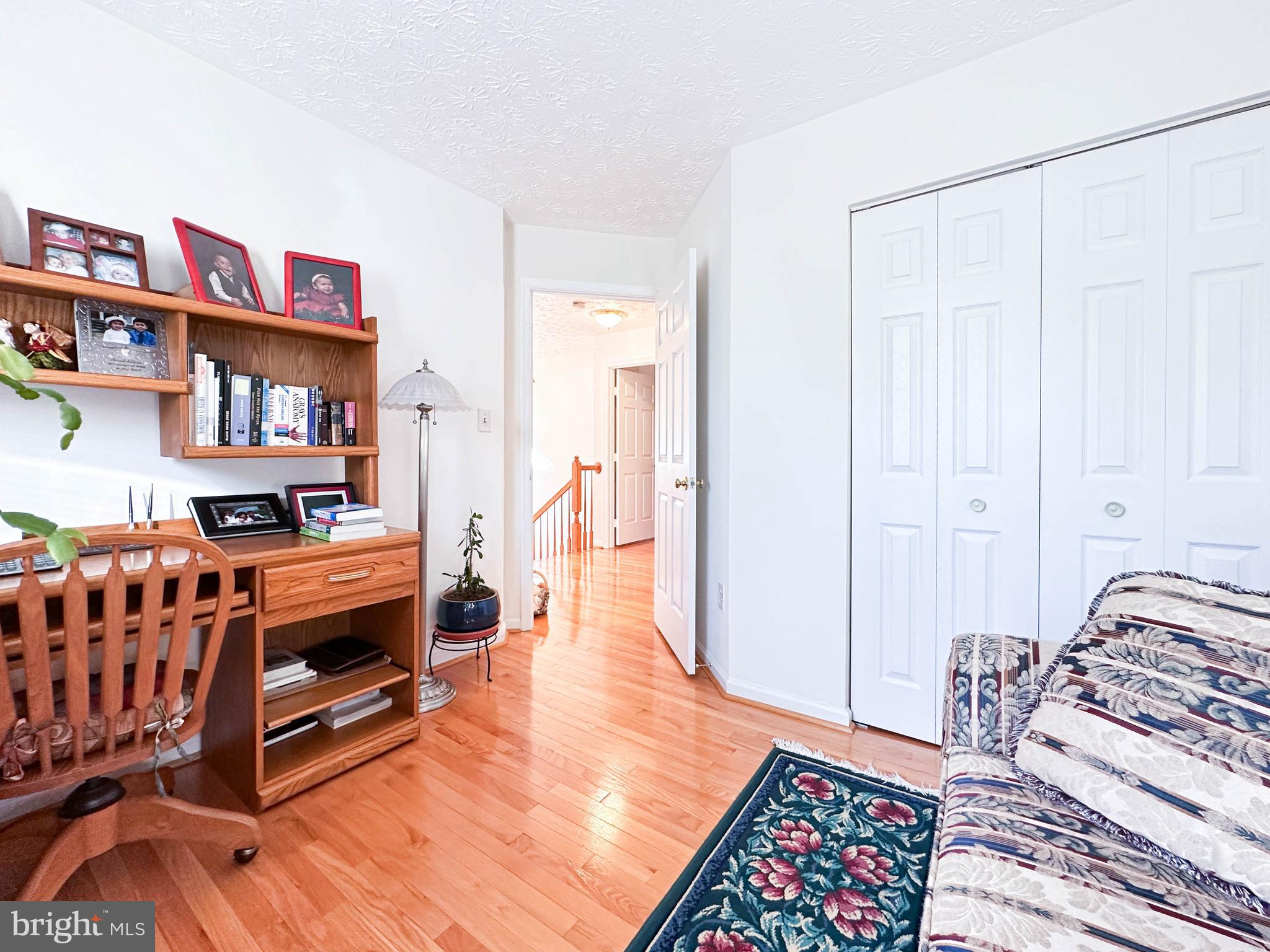 RUSSETT - Residential