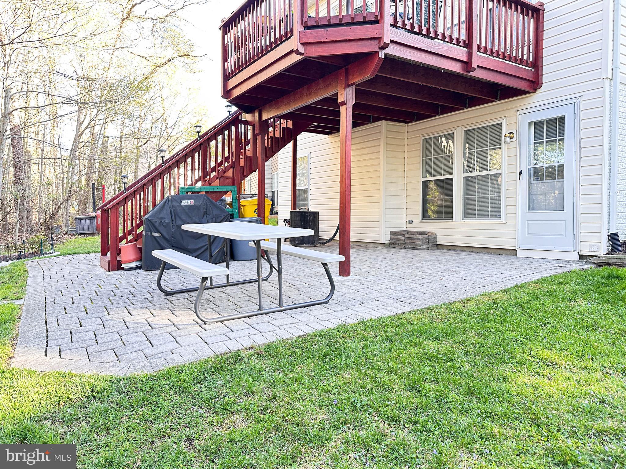 RUSSETT - Residential