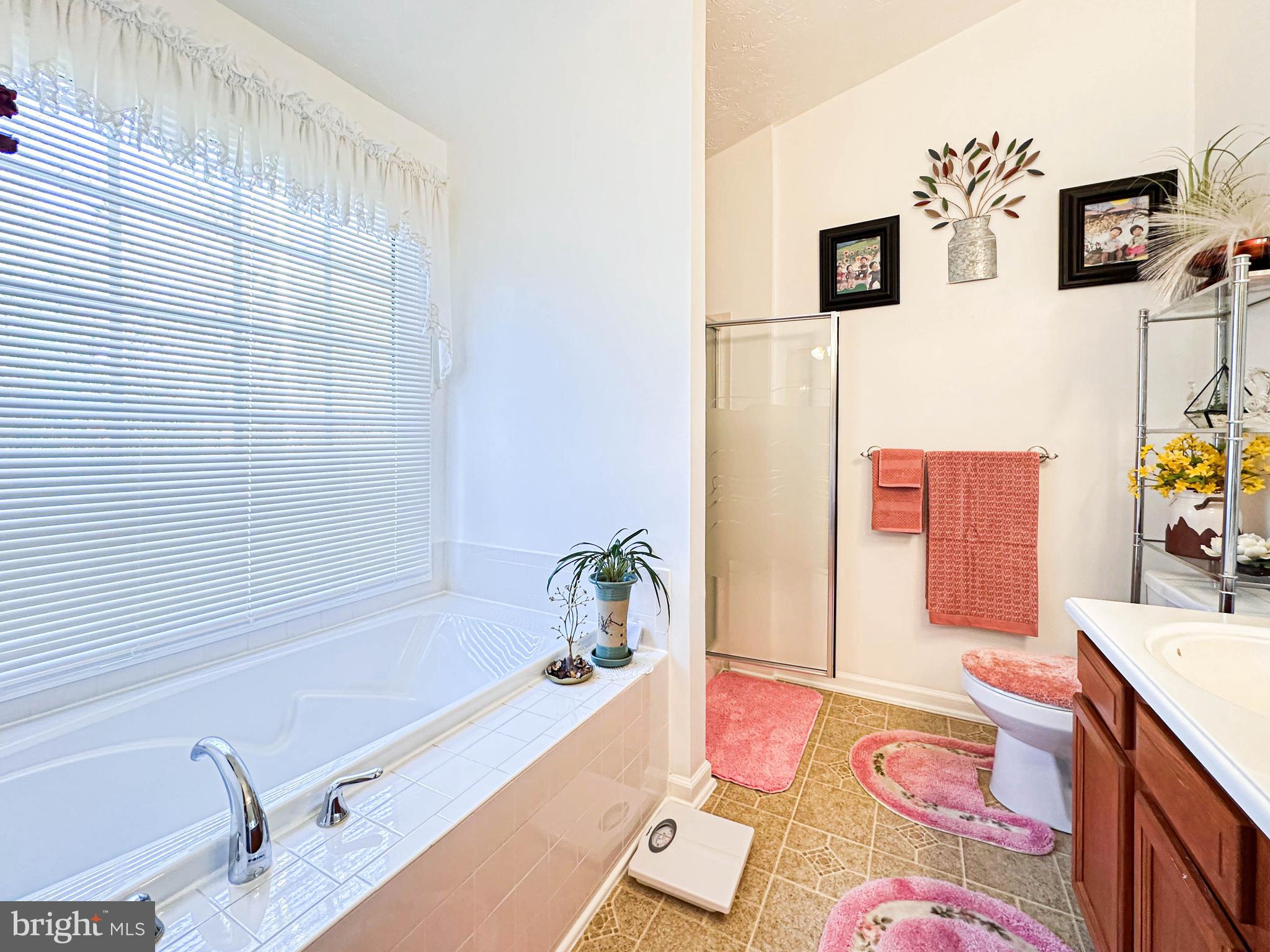 RUSSETT - Residential