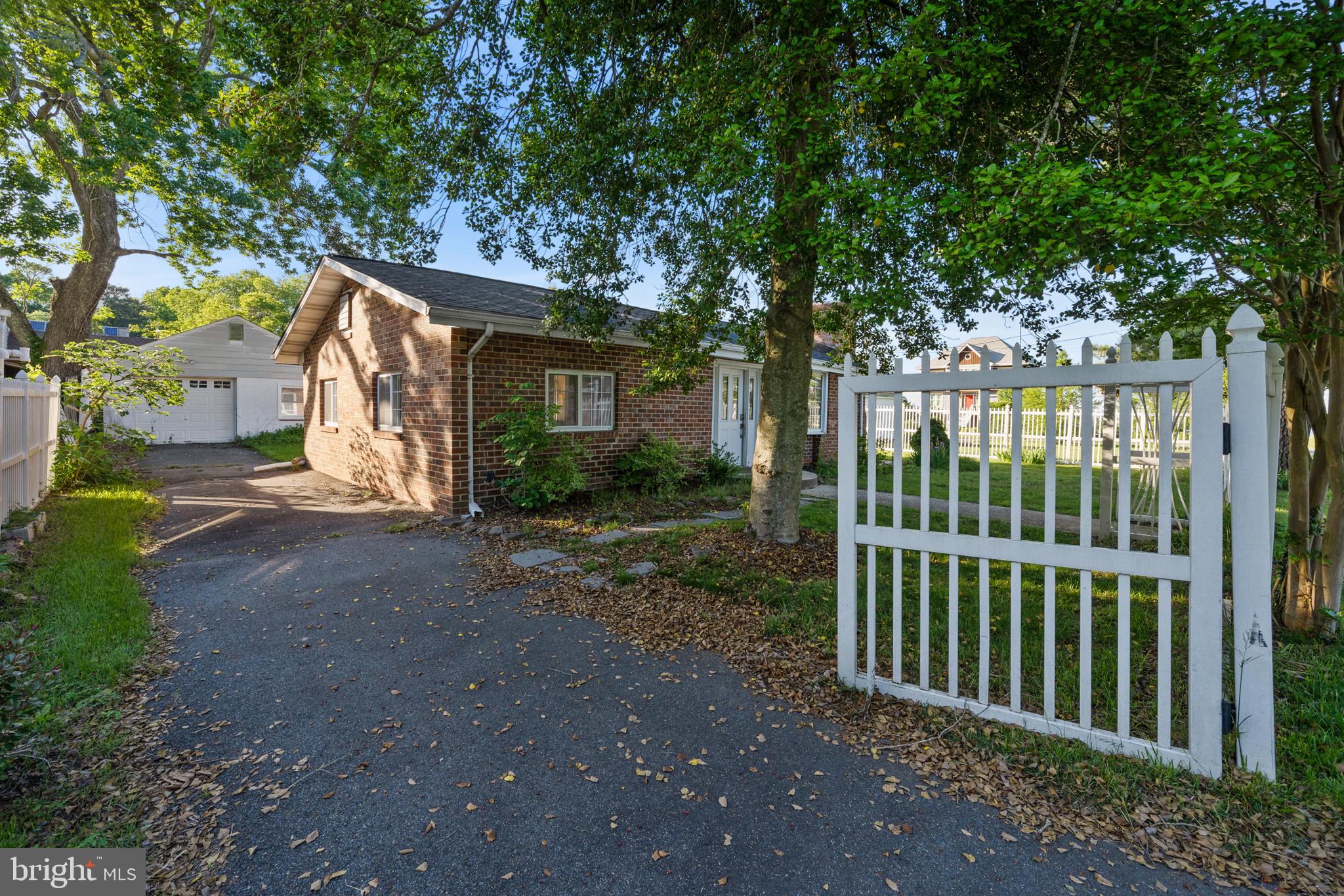 1626 BAYBERRY ROAD