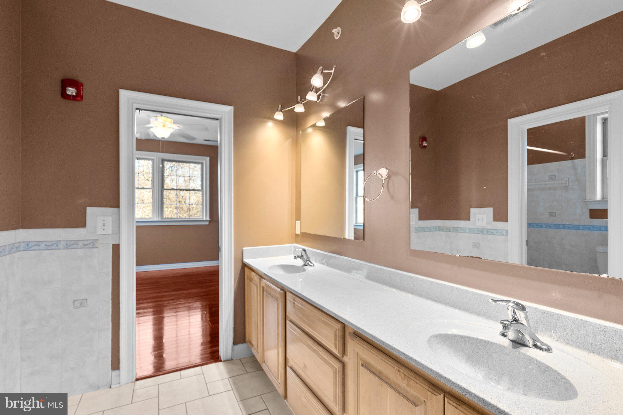 COLESVILLE OUTSIDE - Residential