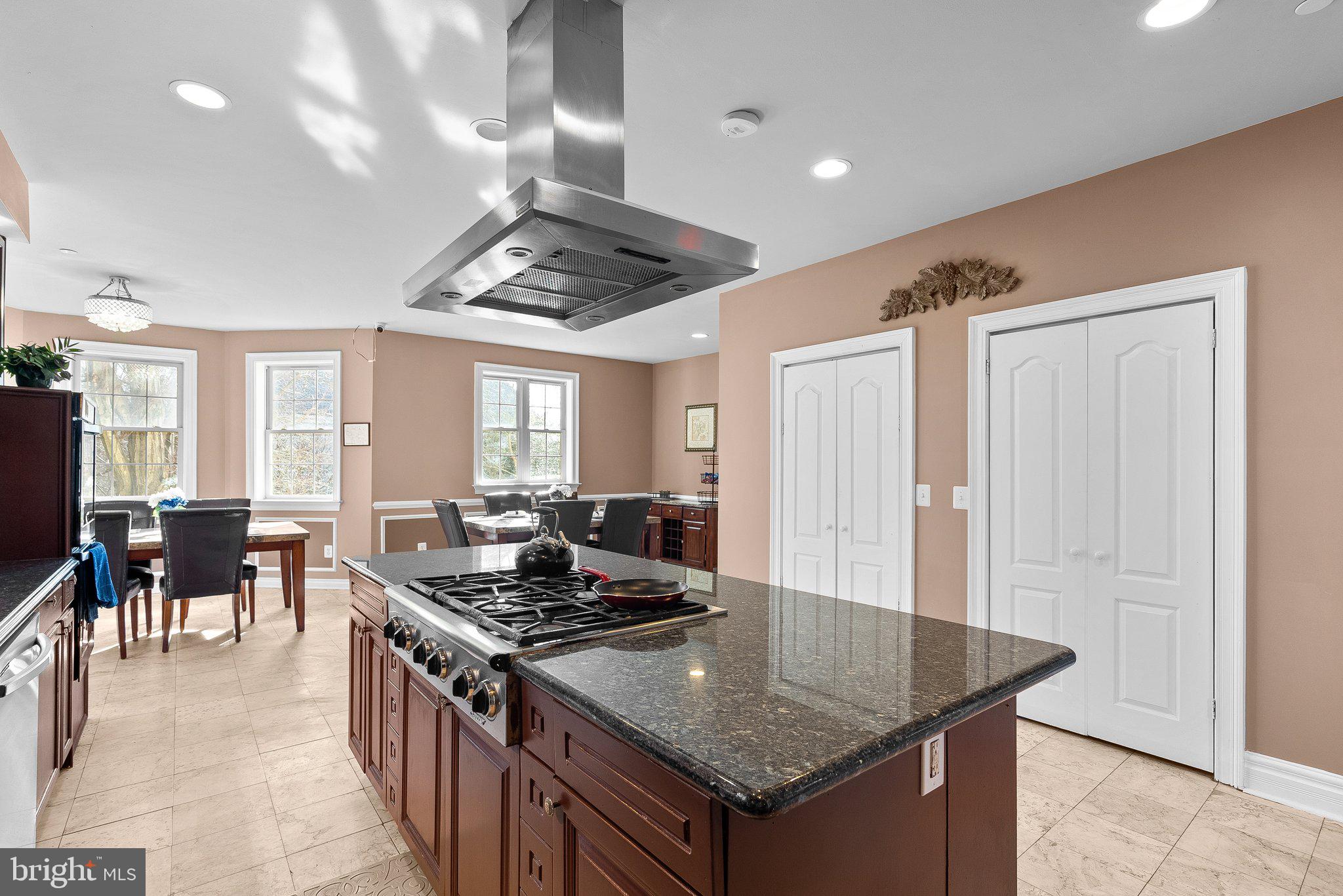 COLESVILLE OUTSIDE - Residential