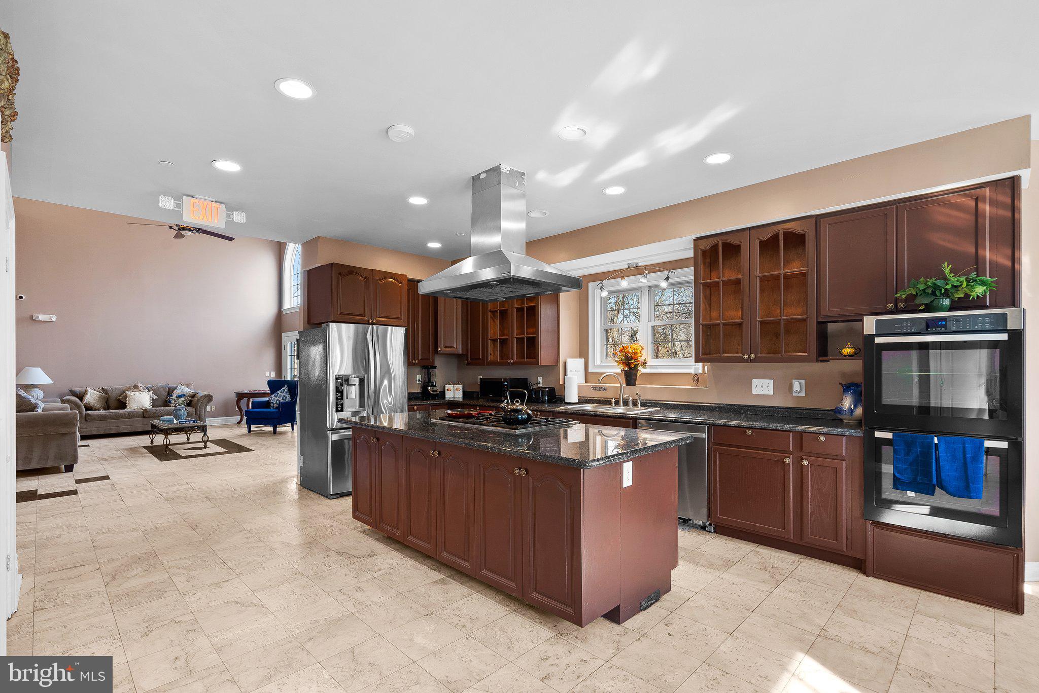 COLESVILLE OUTSIDE - Residential