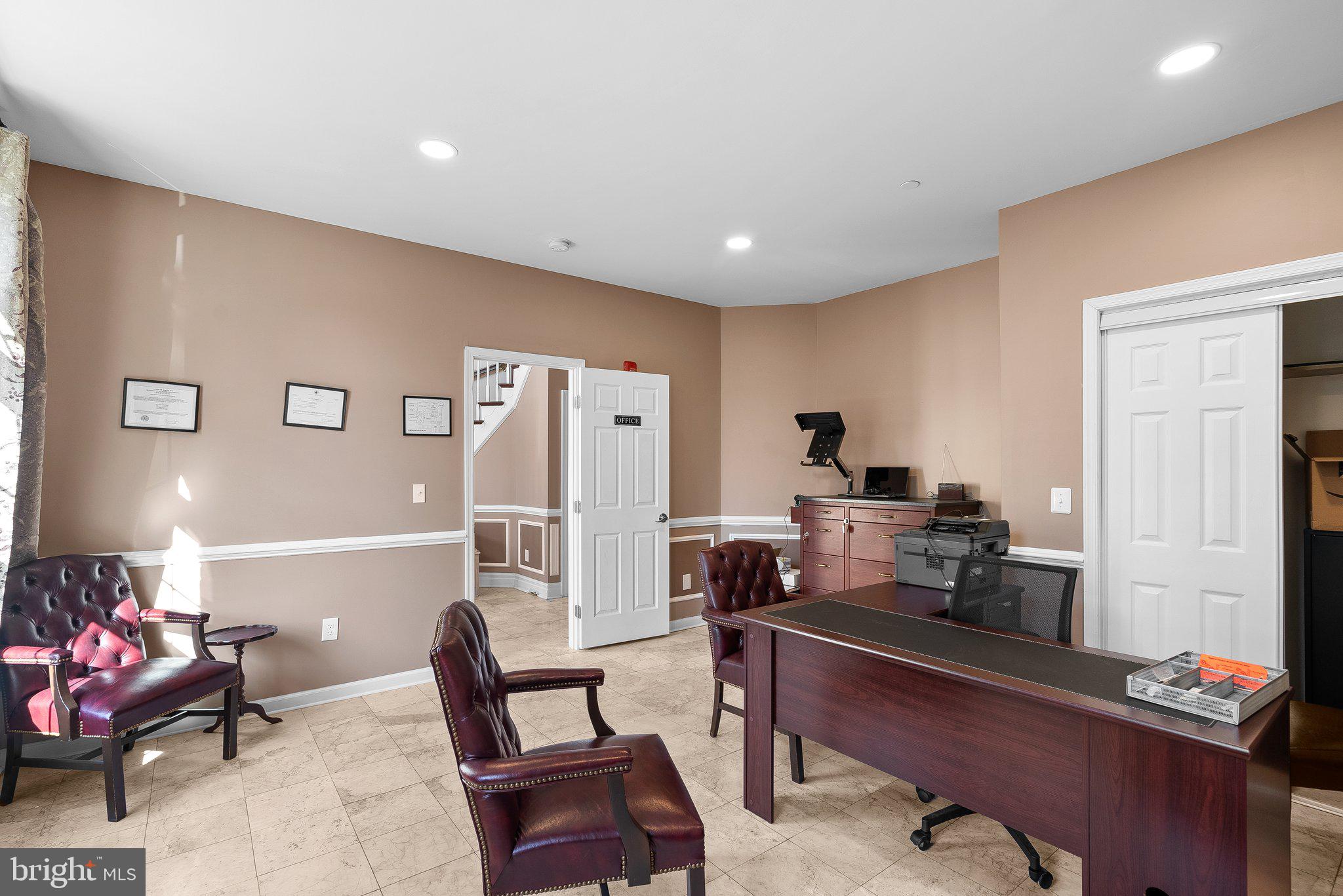 COLESVILLE OUTSIDE - Residential