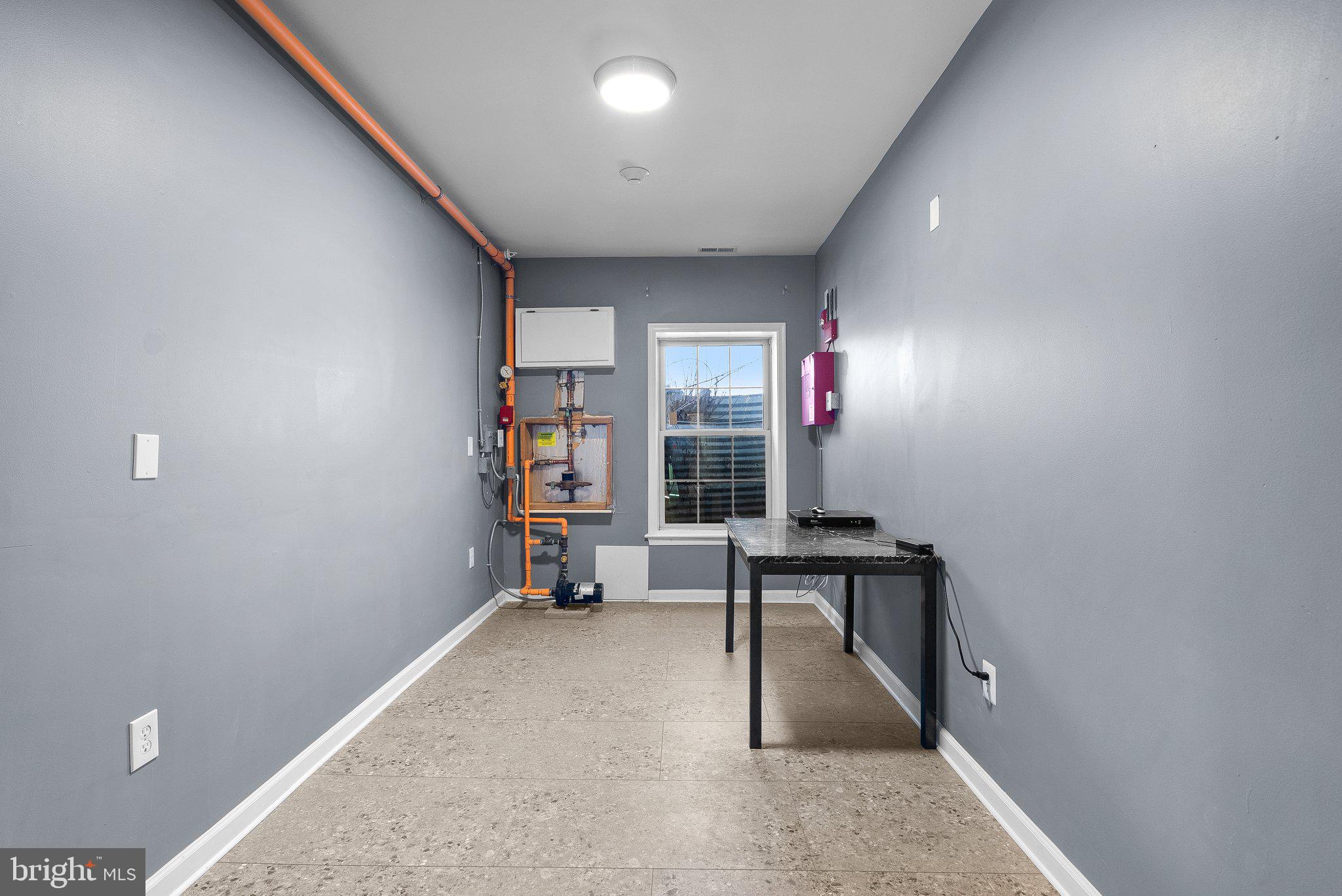 COLESVILLE OUTSIDE - Residential