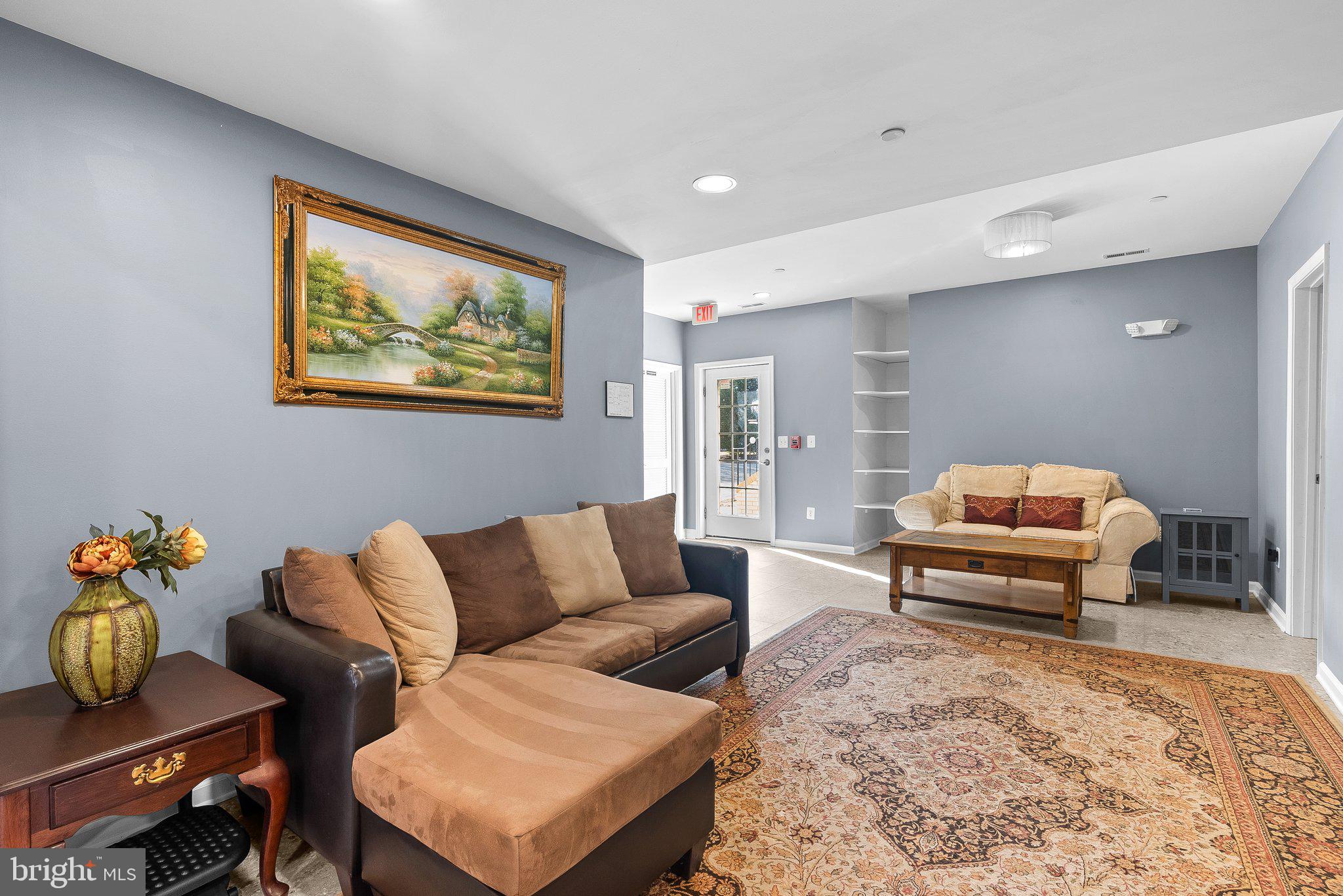 COLESVILLE OUTSIDE - Residential