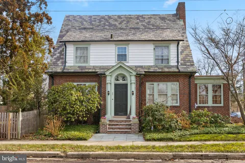 30 Stacey Avenue, Trenton, NJ MLS: NJME2071498