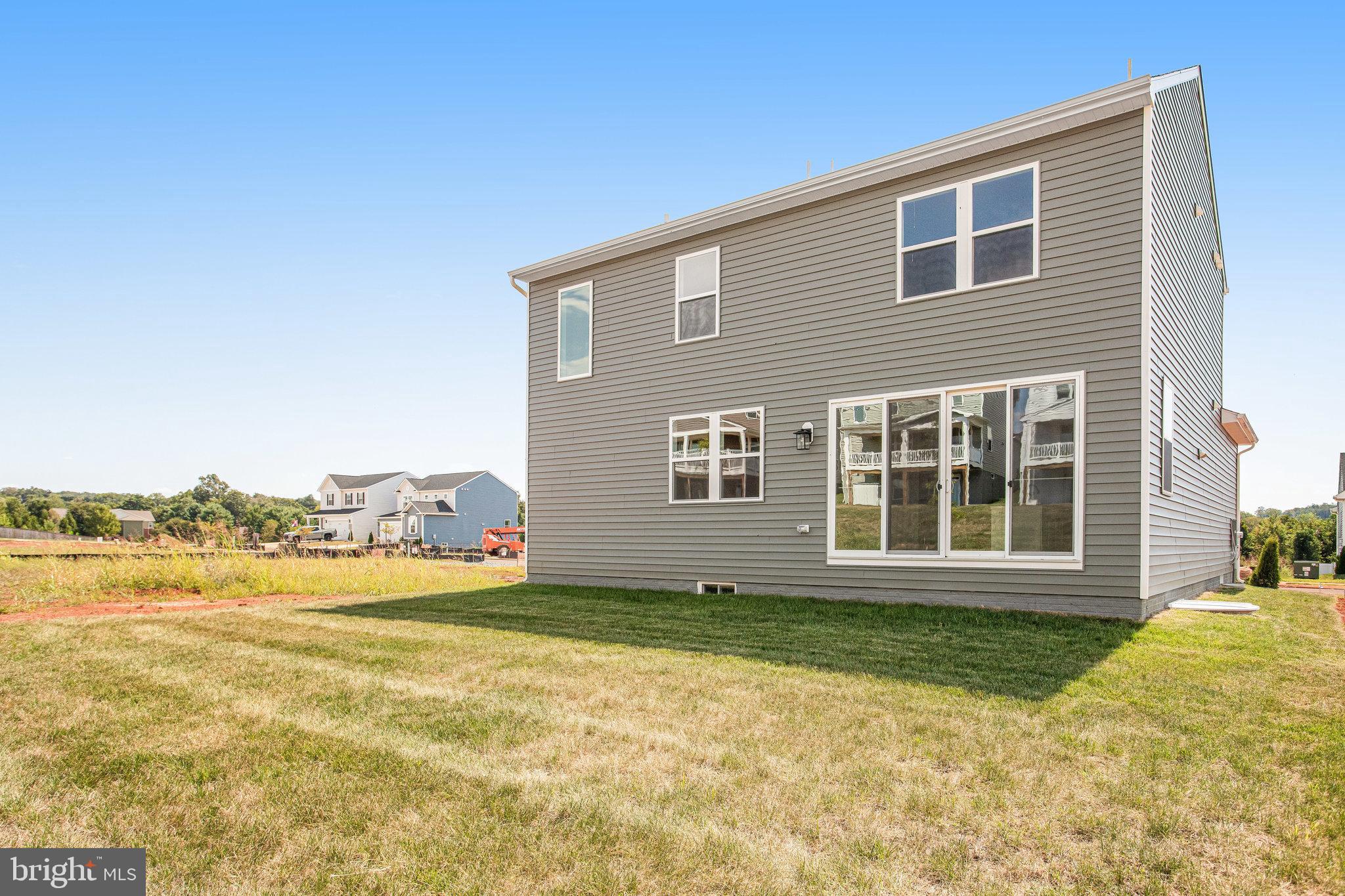 SEASONS AT ROUND MILL MEADOWS - Residential