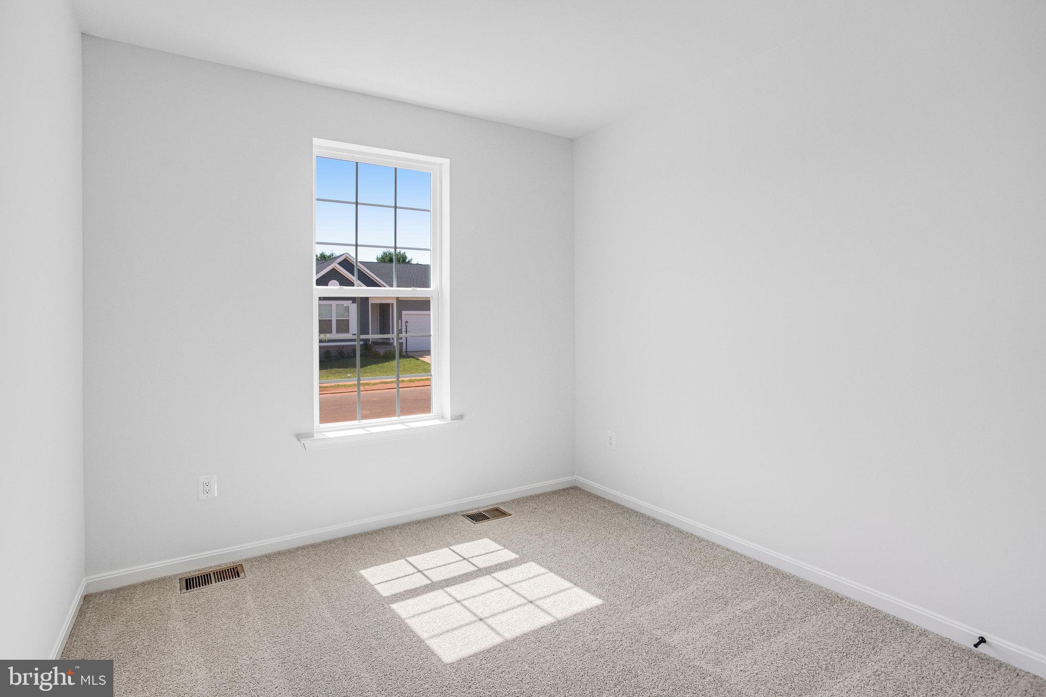 SEASONS AT ROUND MILL MEADOWS - Residential